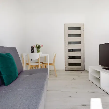 Crystal V Apartment