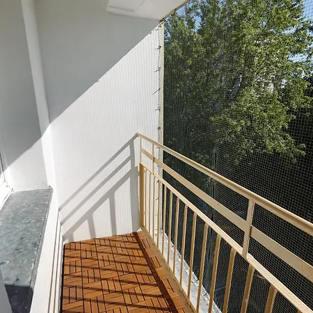 Crystal V Apartment *