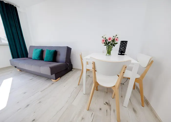 Crystal V Apartamento